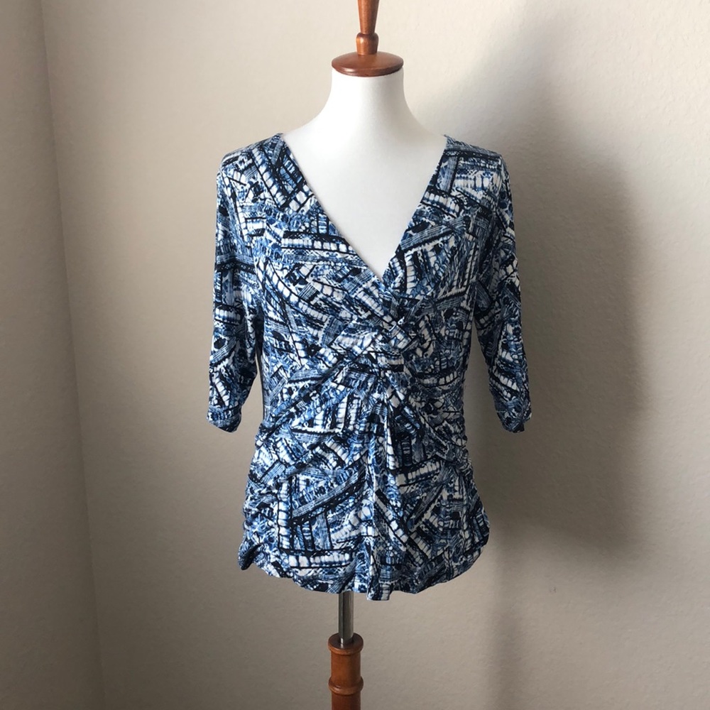 Blue patterned top